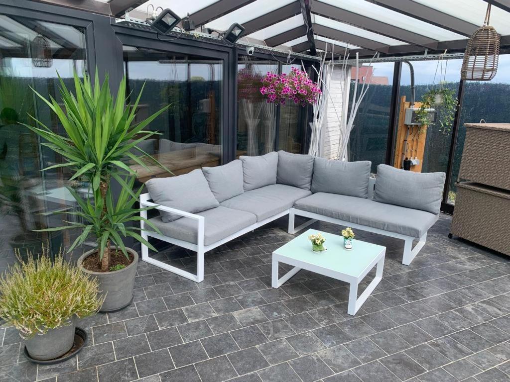 Guest House Time To Escape Meise Exterior foto